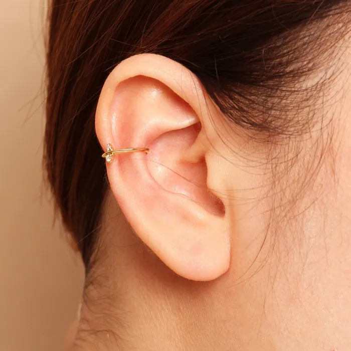 AURELIE GI Earrings DEITY Single Diamond Ear Cuff