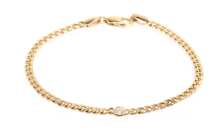 Bracelets Zoe Chicco 14kt Gold Small Curb Chain Bracelet with Single Floating White Diamond Bracelets Zoe Chicco 14kt Gold Small Curb Chain Bracelet with Single Floating White Diamond