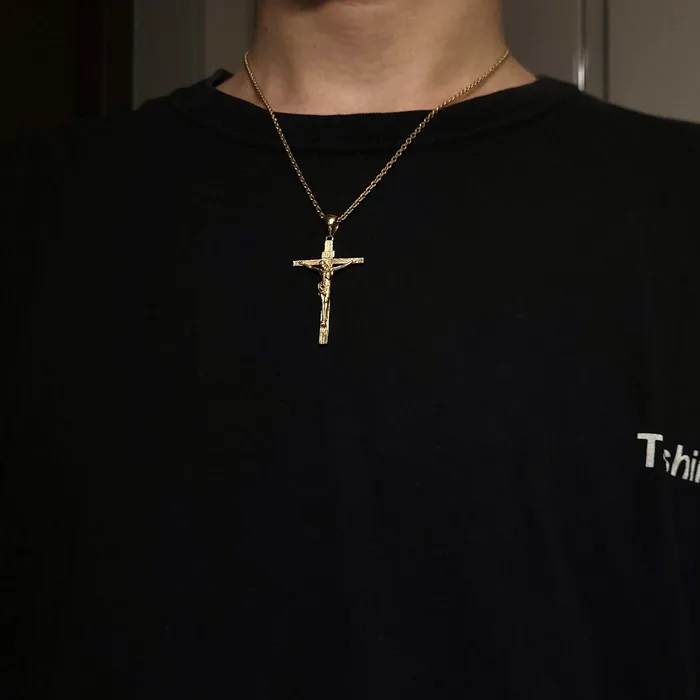 carre dor Necklaces 18k 14k gold mens crucifix cross pendant necklace 1 XL 40mm
