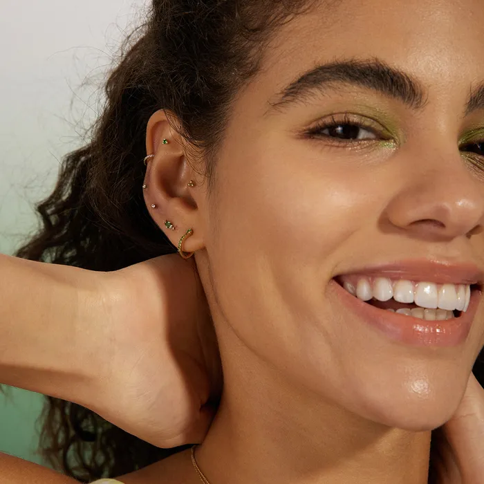 Earrings AURELIE GI SERENA Baguette Tsavorite and White Sapphire Single Stud Earring