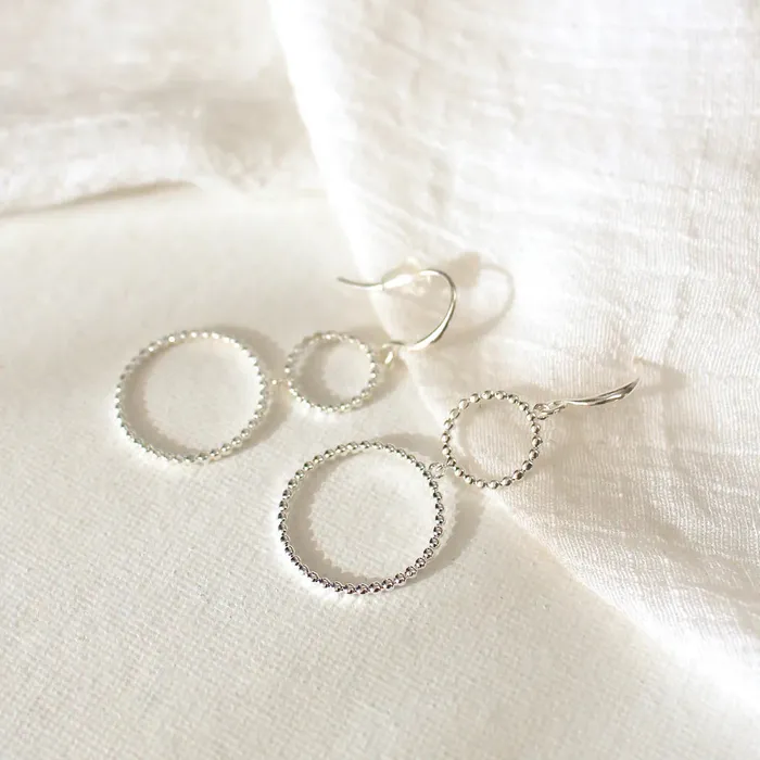 Earrings Candlewick Gift Shop Dangling Earrings Circle Design Silver