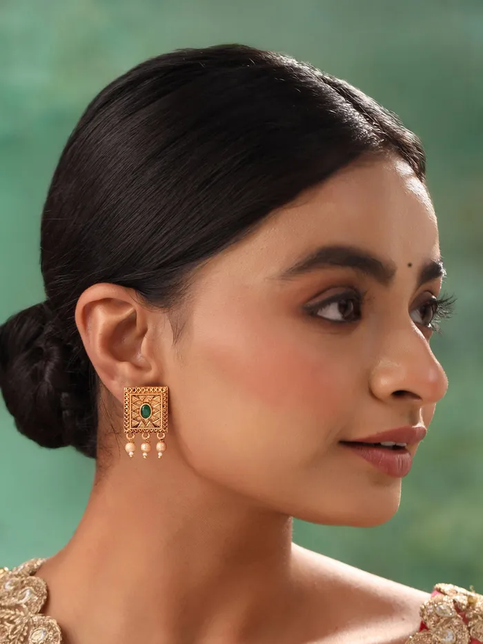 Earrings Yellow Chimes Combo of 2 Pairs Gold Plated Traditional Stud Earrings Gold Lightweight Design Gift Box