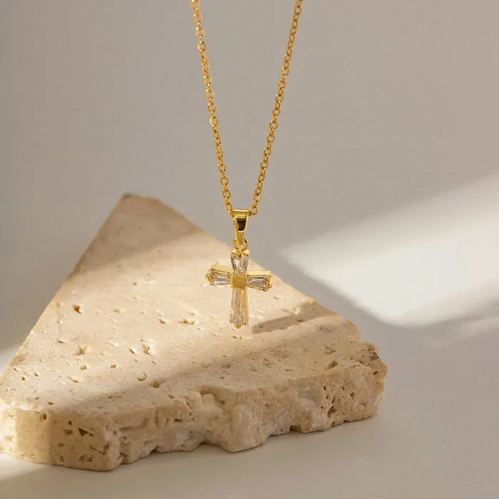 Get Signatured Zircon Cross Pendant Necklaces