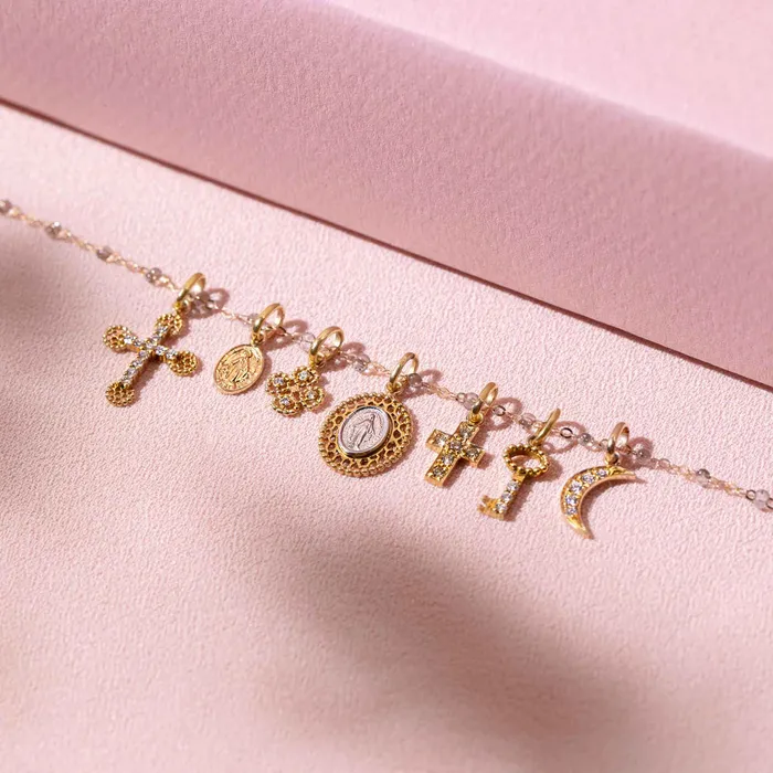 Gigi Clozeau 18kt Madone Petite Pendant Necklaces