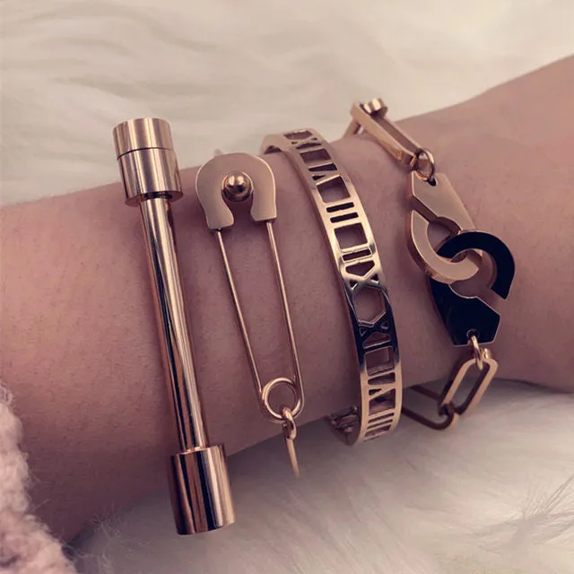 Horseshoe Cuff Bracelet Set Get Signatured Bracelets