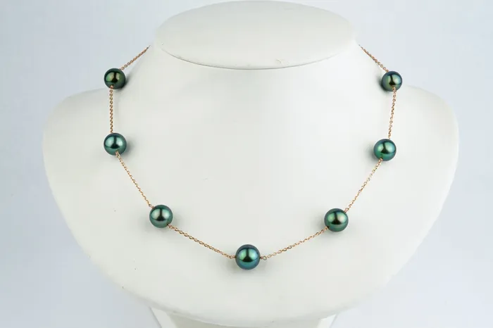 Kamoka Pearl Necklaces Flashy BlueGreen Tahitian Pearl TinCup Necklace on 14k Rose Gold Kamoka Pearl Necklaces Flashy BlueGreen Tahitian Pearl TinCup Necklace on 14k Rose Gold