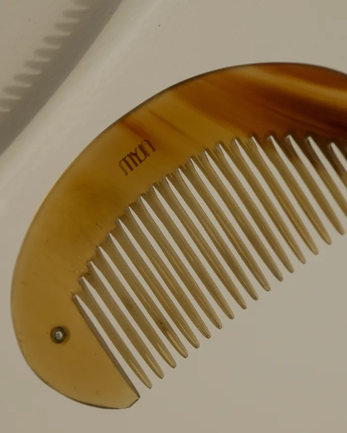 MYJN Earrings Curved Travel Horn Comb 002