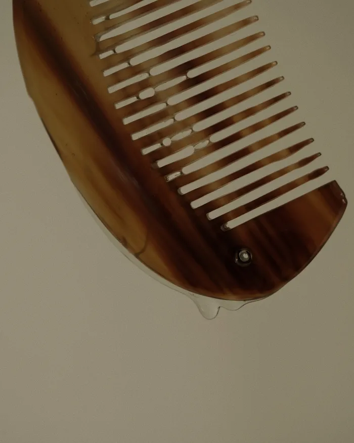 MYJN Earrings Curved Travel Horn Comb 002