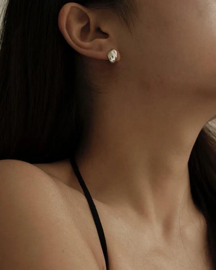MYJN Earrings Quile Curved Shell Stud Earrings