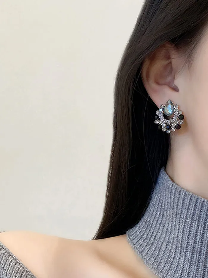 Necklaces Yellow Chimes Women Earrings Korean Style Girls Black Crystal Earrings Latest Design Long Earings Small Earring For Stylish Tops Western Style Yellow Chimes