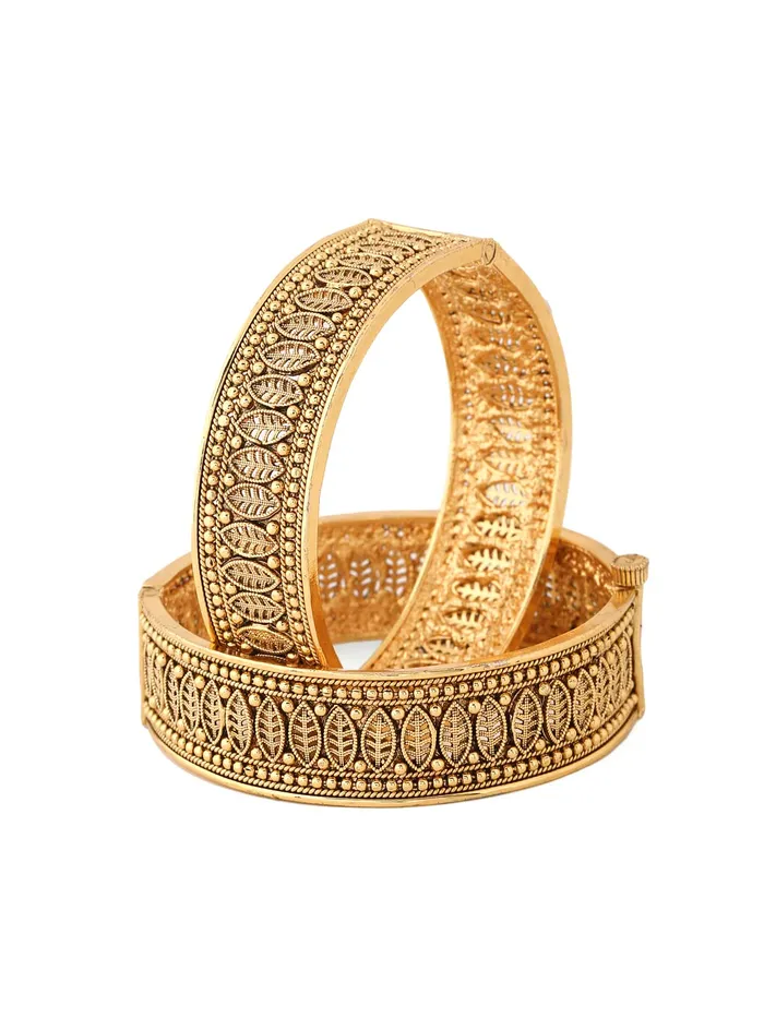 Necklaces Yellow Chimes Yellow Chimes Bangles for Women Kundan and Pearl Studded Gold Toned Set of 2 Pcs Bangles for Women and Girls Size 24