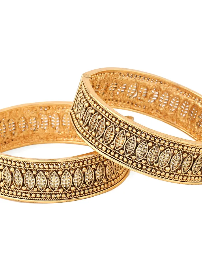 Necklaces Yellow Chimes Yellow Chimes Bangles for Women Kundan and Pearl Studded Gold Toned Set of 2 Pcs Bangles for Women and Girls Size 24