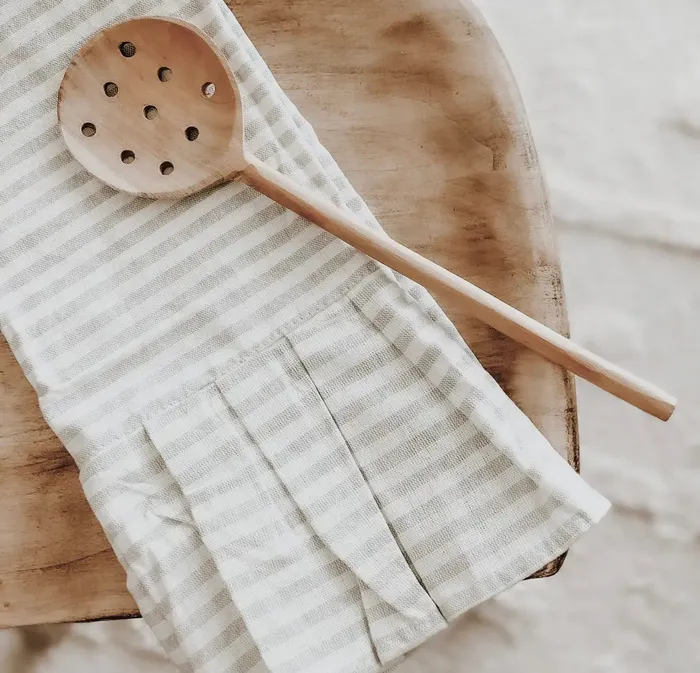 Striped Ruffle Hand Towel Tan Sweet Water Decor Earrings