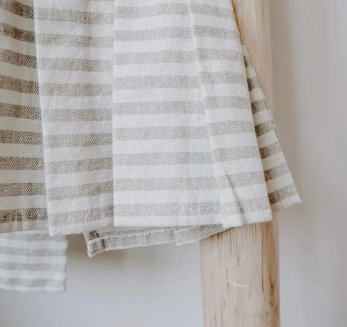 Striped Ruffle Hand Towel Tan Sweet Water Decor Earrings