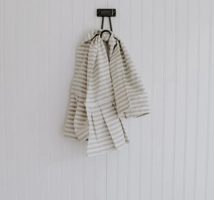 Striped Ruffle Hand Towel Tan Sweet Water Decor Earrings
