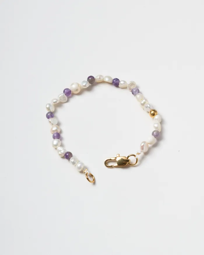 Viore Amethyst Beaded Pearl Bracelet CUN Bracelets