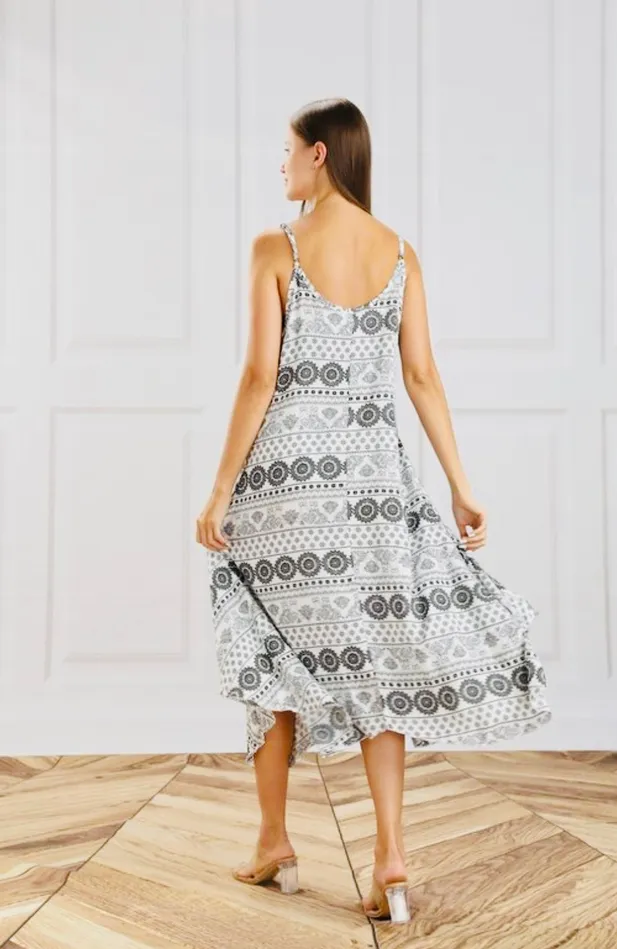 White Black Circle Print Dress One Size Candlewick Gift Shop Rings