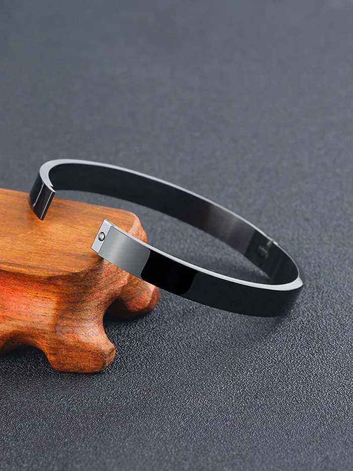 Yellow Chimes Bracelets for Men and Boys Fashion Black Kada Bracelet for Men High Polished Stainless Steel Kada for Men Birthday Gift for Men and Boys Anniversary Gift for Husband Yellow Chimes Bracelets