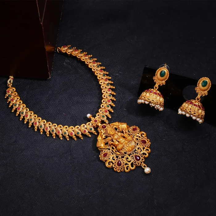 Yellow Chimes Ethnic Temple Jewellery Set Gold Plated Lakshmi Devi Jewelry Set Traditional Necklace Set by Yellow Chimes Gold Plated Jewellery Set for Women Goldenred YCTJNS11LAKMIGL Yellow Chimes Earrings