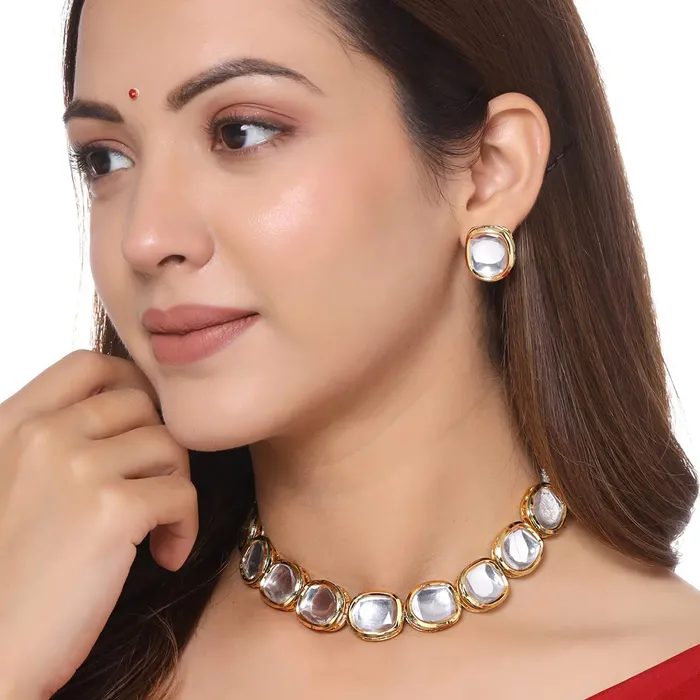 Yellow Chimes Jewellery Set for Women and Girls Traditional Kundan Necklace Set Gold Plated Kundan Choker Necklace Set Birthday Gift for girls and women Anniversary Gift for Wife Yellow Chimes Necklaces