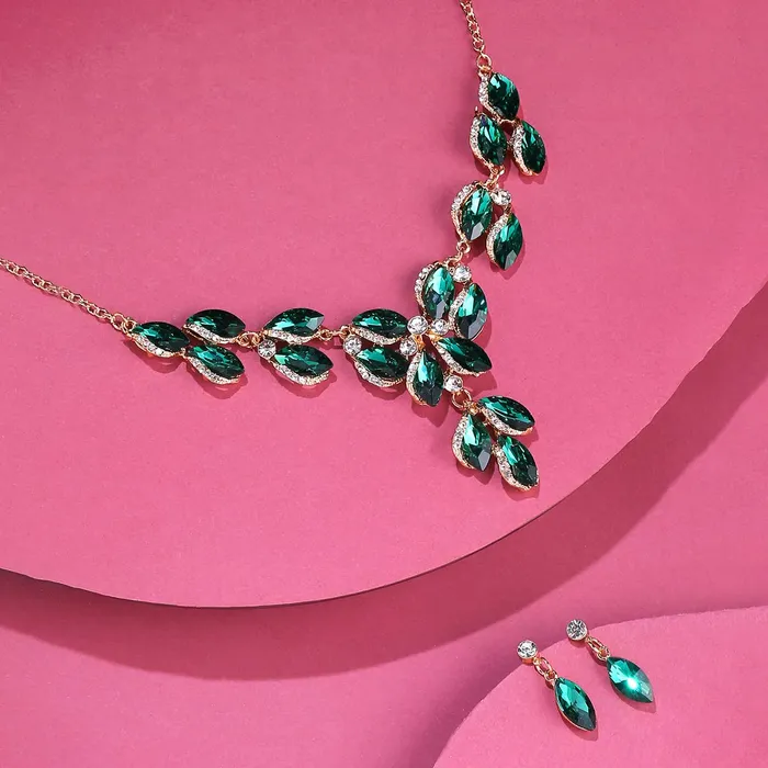 Yellow Chimes Jewellery Set For Women Dark Green Oval Shaped Crystal Studded Necklace Set For Women and Girls Yellow Chimes Rings