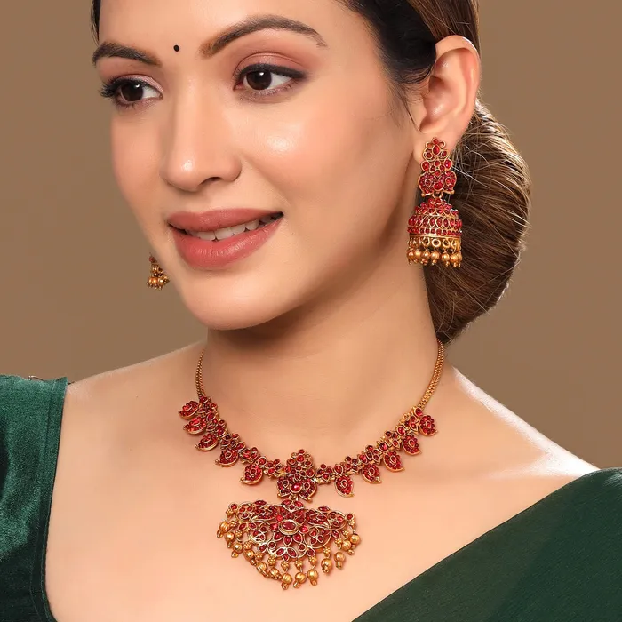 Yellow Chimes Jewellery Set for Women Girls Bridal Jewellery Set for Wedding Gold Plated Choker Necklace Set Kundan Choker Set Birthday Gift for girls women Anniversary Gift for Wife Yellow Chimes Necklaces