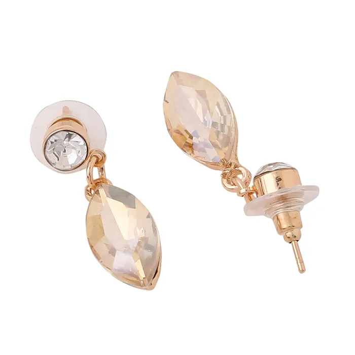 Yellow Chimes Jewellery Set For Women Gold Toned Oval Shaped Crystal Studded Necklace Set With Earring For Women and Girls Yellow Chimes Necklaces