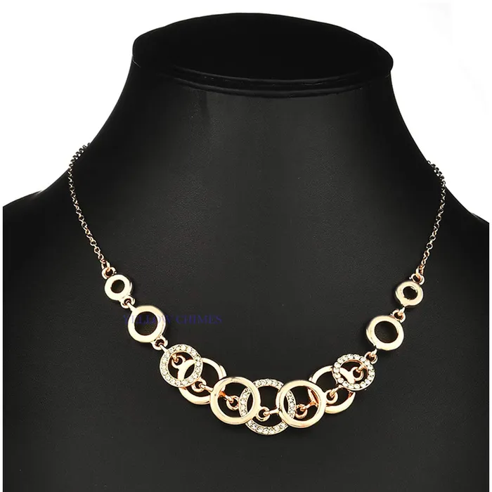 Yellow Chimes Necklaces Yellow Chimes Choker Necklace Set for Women Rose Gold Circles of Love Crystals Fashion Choker Necklace Set Jewellery Set for Women and Girls