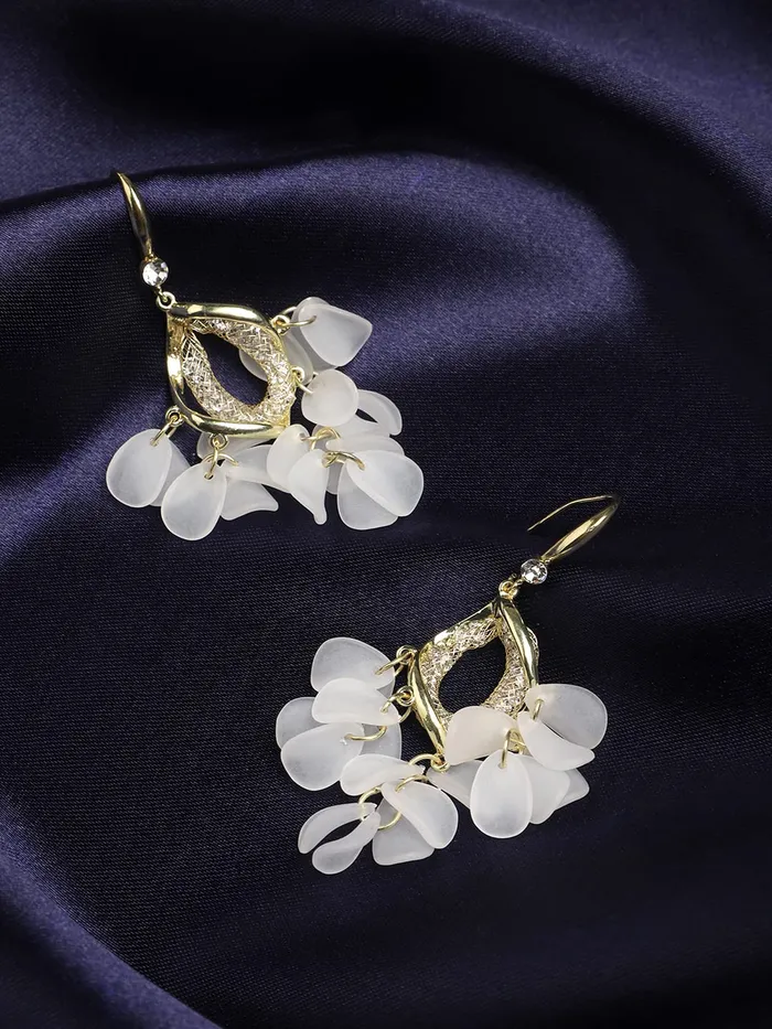 Yellow Chimes Necklaces Yellow Chimes Earrings for Women with White Crystal Studded Classic Design Gold Plated Jewellery for Women and Girls