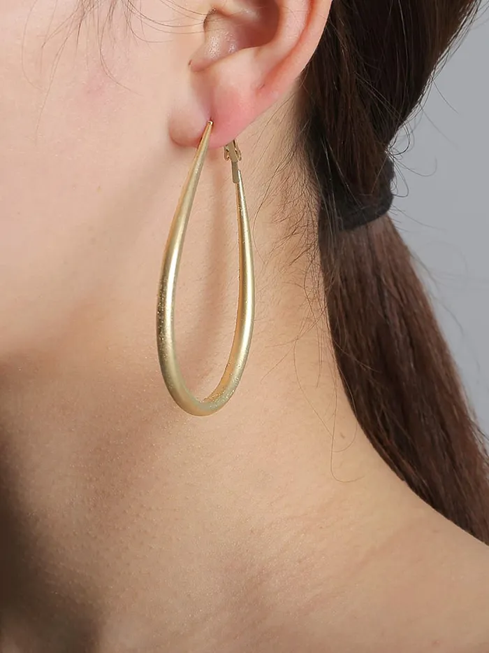 Yellow Chimes Necklaces Yellow Chimes Hoop Earrings for Women Fashion Golden Hoops Earrings Gold Plated Oval Shaped Hoop Earrings for Girls Birthday Gift for Girls Women Anniversary Gift for Wife