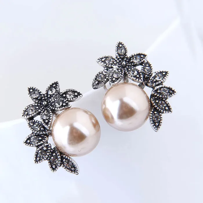 Yellow Chimes Necklaces Yellow Chimes Latest Fashion Silver Plated Floral Crystal Pearl Design Stud Earrings for Women and Girls White Medium YCFJERPRLFLWRBK