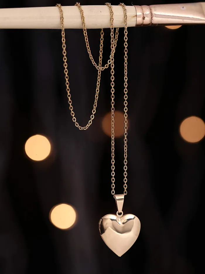 Yellow Chimes Necklaces Yellow Chimes Pendant for Women Rose Gold Plated Openable Heart Photo Frame Locket Gift Jewelry Pendant Necklace for Men and Women