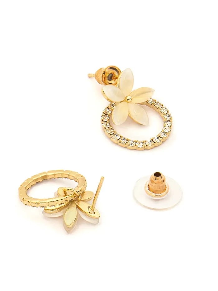 Yellow Chimes Yellow Chimes Earrings for Women and Girls Studs for Girls Gold Toned Floral Designed Crystal Studded Stud Earrings Birthday Gift for girls and women Anniversary Gift for Wife Bracelets
