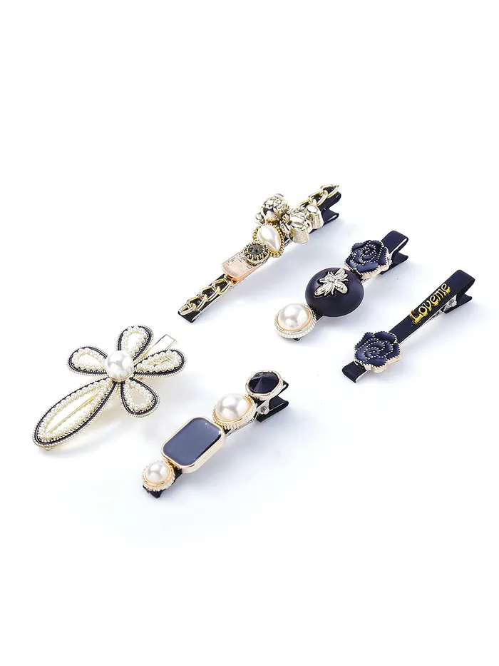 Yellow Chimes Yellow Chimes Hair Clips for Women 5 PCs Hair Clips for Girls Crystal Black Hairclips Hairpins Hair Accessories for Women and Girls Necklaces
