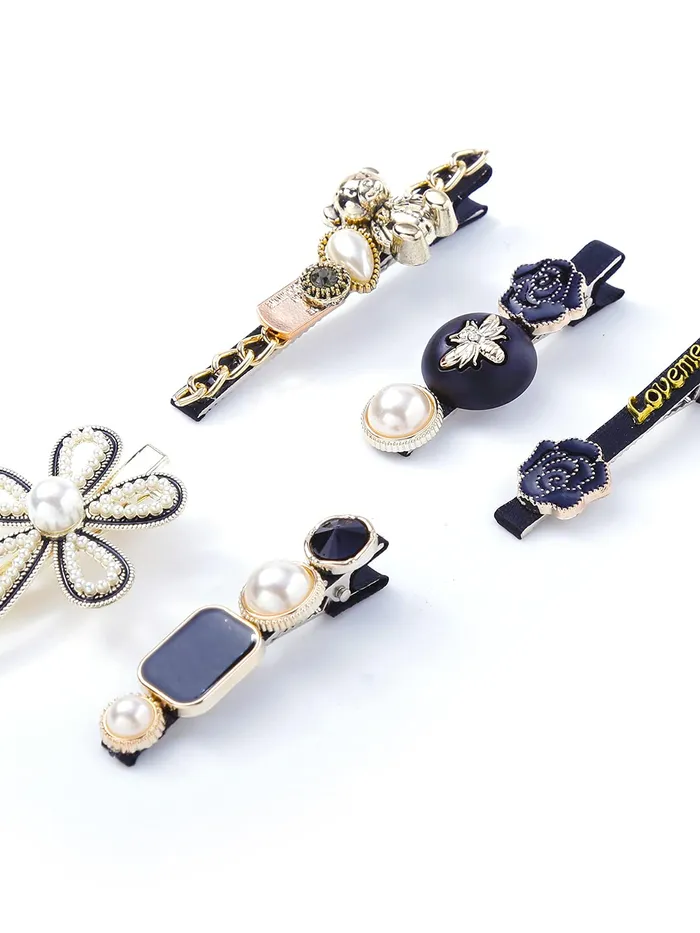 Yellow Chimes Yellow Chimes Hair Clips for Women 5 PCs Hair Clips for Girls Crystal Black Hairclips Hairpins Hair Accessories for Women and Girls Necklaces