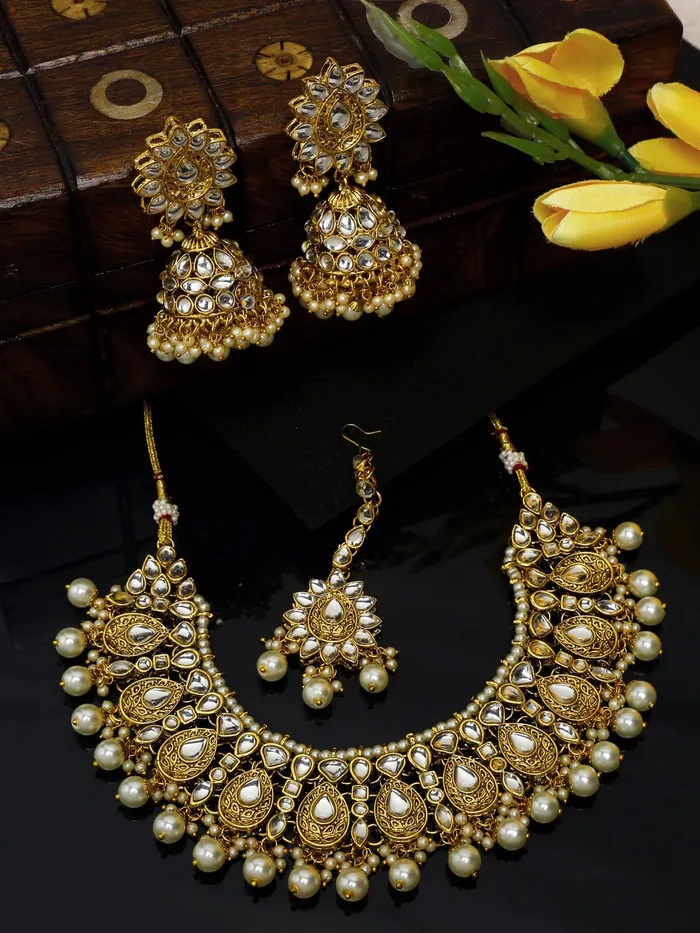 Yellow Chimes Yellow Chimes Kundan Jewellery Set for Women Gold Plated Traditional Kundan Necklace Set with Maang Tikka For Women And Girls Earrings